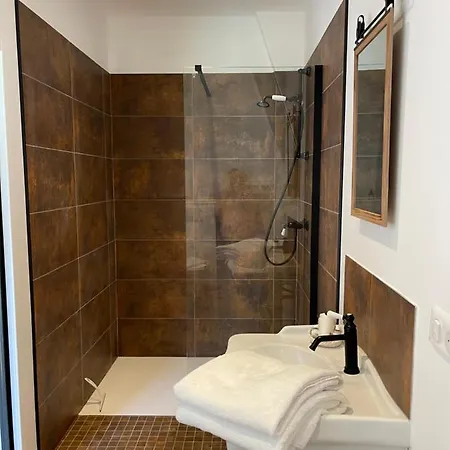 Domaine Des Loches **** Feriehus Mazerny