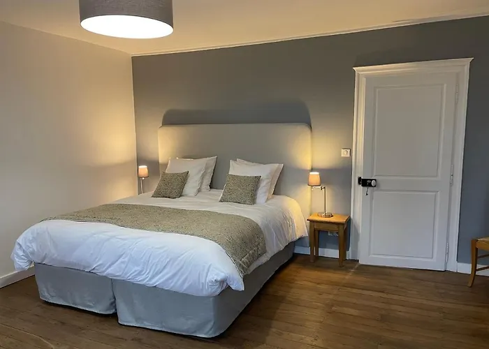 Domaine Des Loches **** *